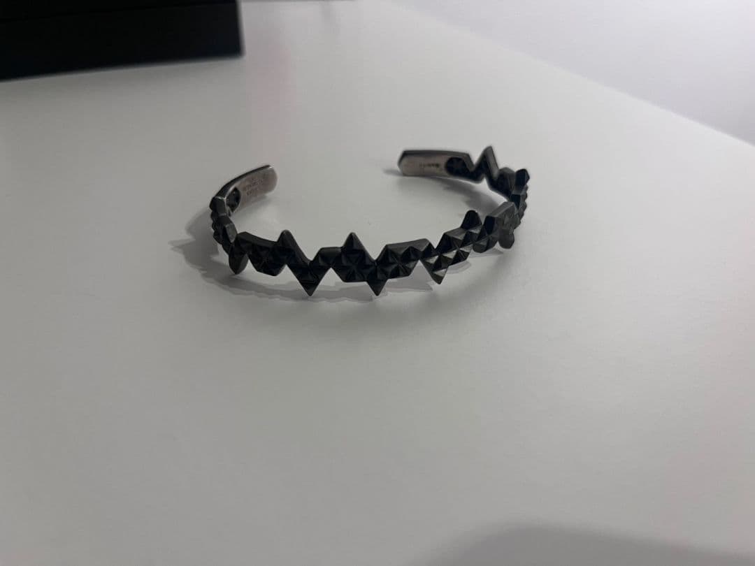 ワールドトリガー　ヒュースのランビリス　ブレスレット　バングル