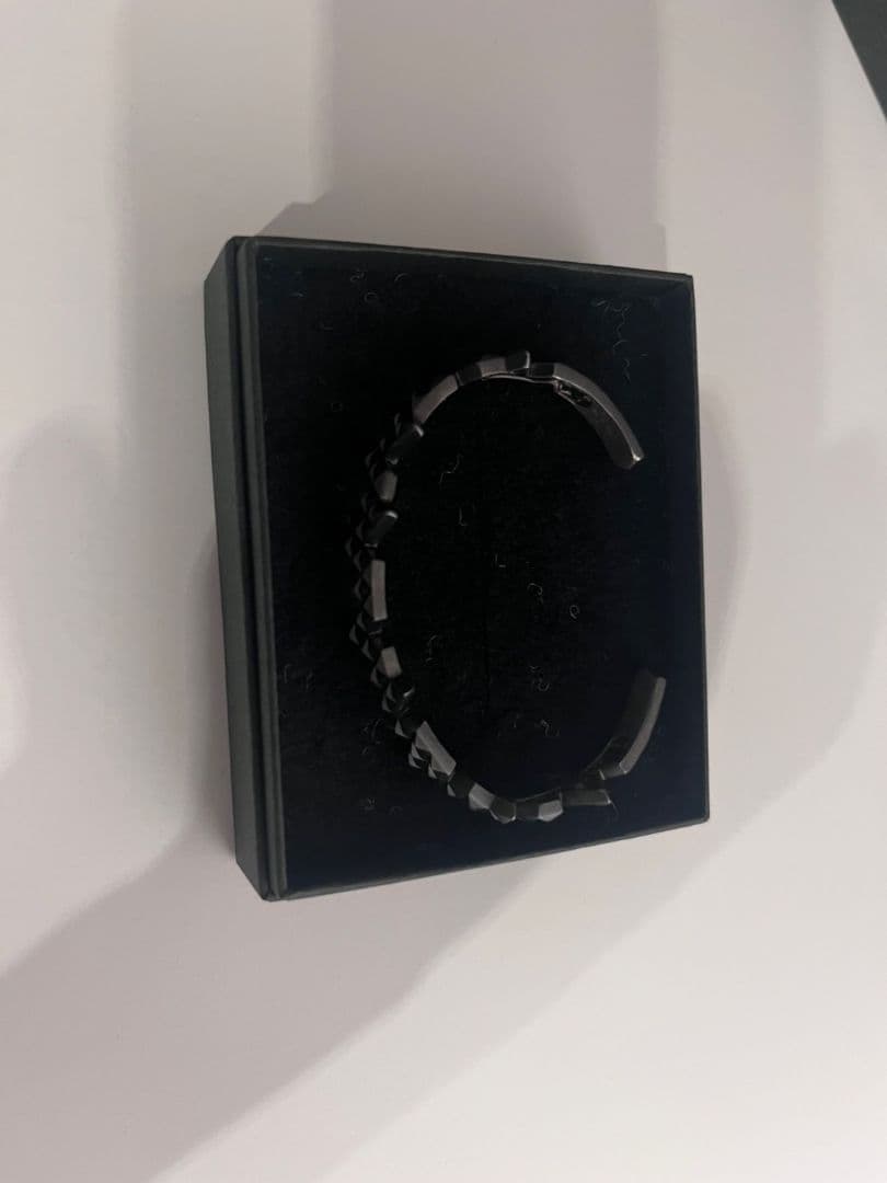 ワールドトリガー　ヒュースのランビリス　ブレスレット　バングル