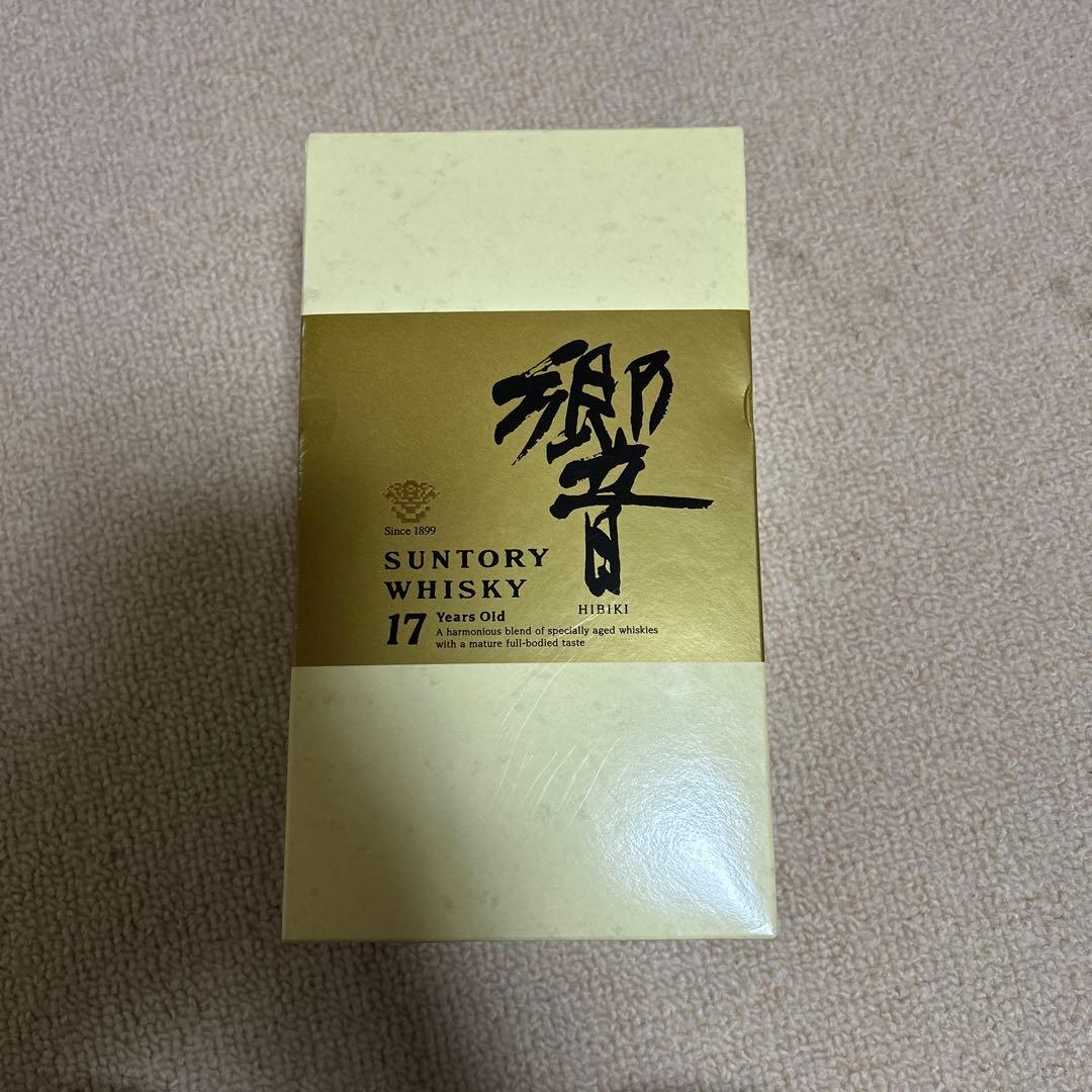 サントリー　ウイスキー　響　17年　ゴールドラベル　未開封　箱入り
