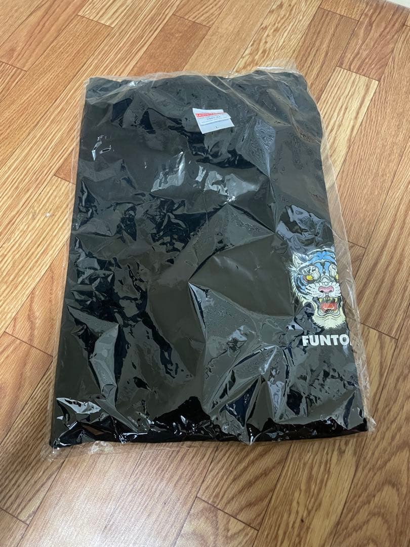 FUNTOM 黒 Tシャツ 虎刺繍 未使用