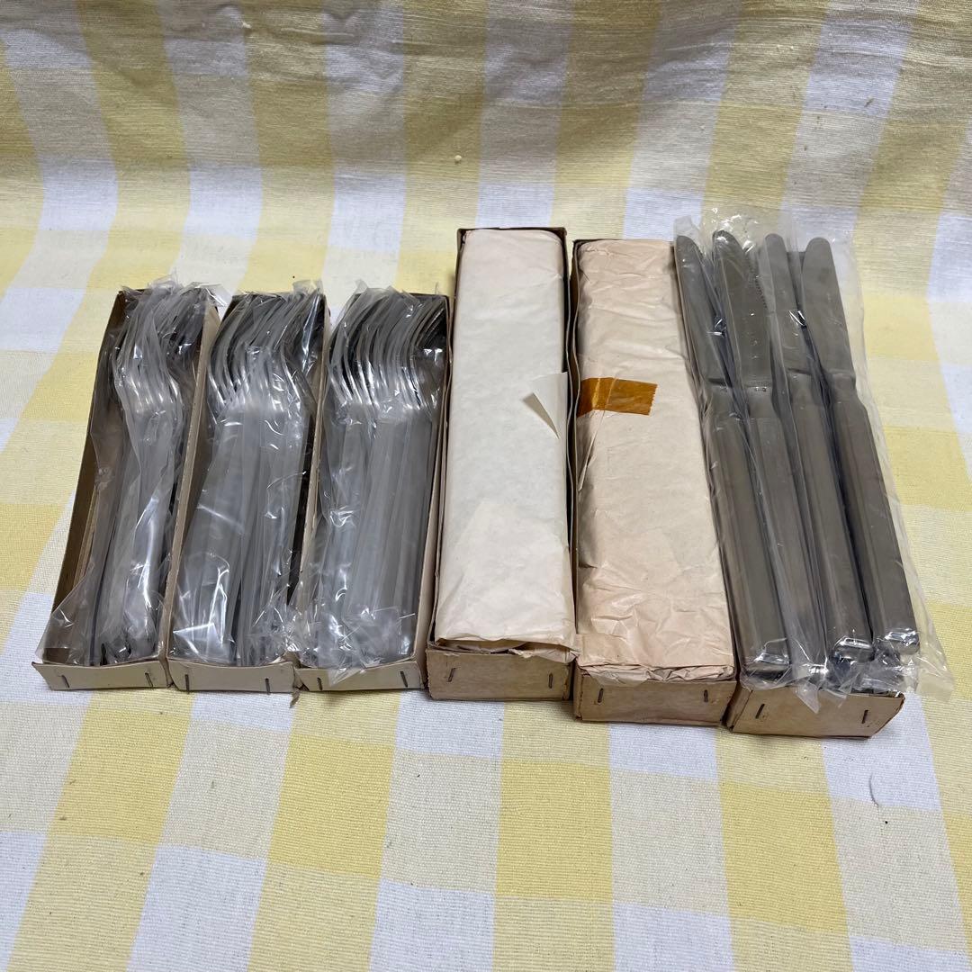 18-8 STAINLESS STEEL デザート　フォーク　ナイフ