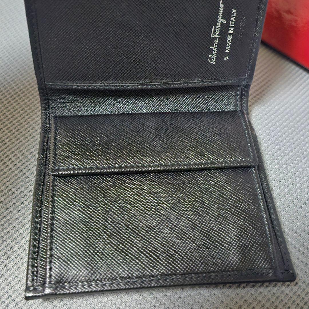 Salvatore Ferragamo ガンチーニ 二つ折り財布 ブラック