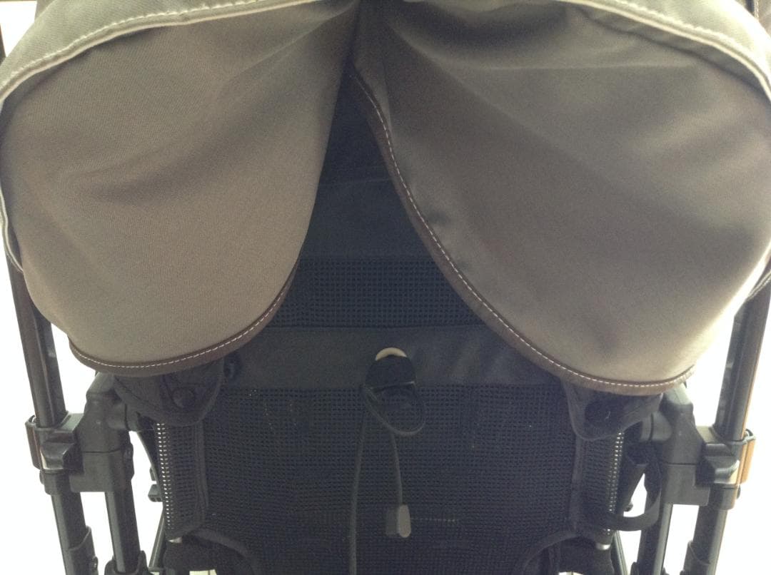 combi コンビ アンブレッタ 4キャス エッグショック 水洗い洗浄済み