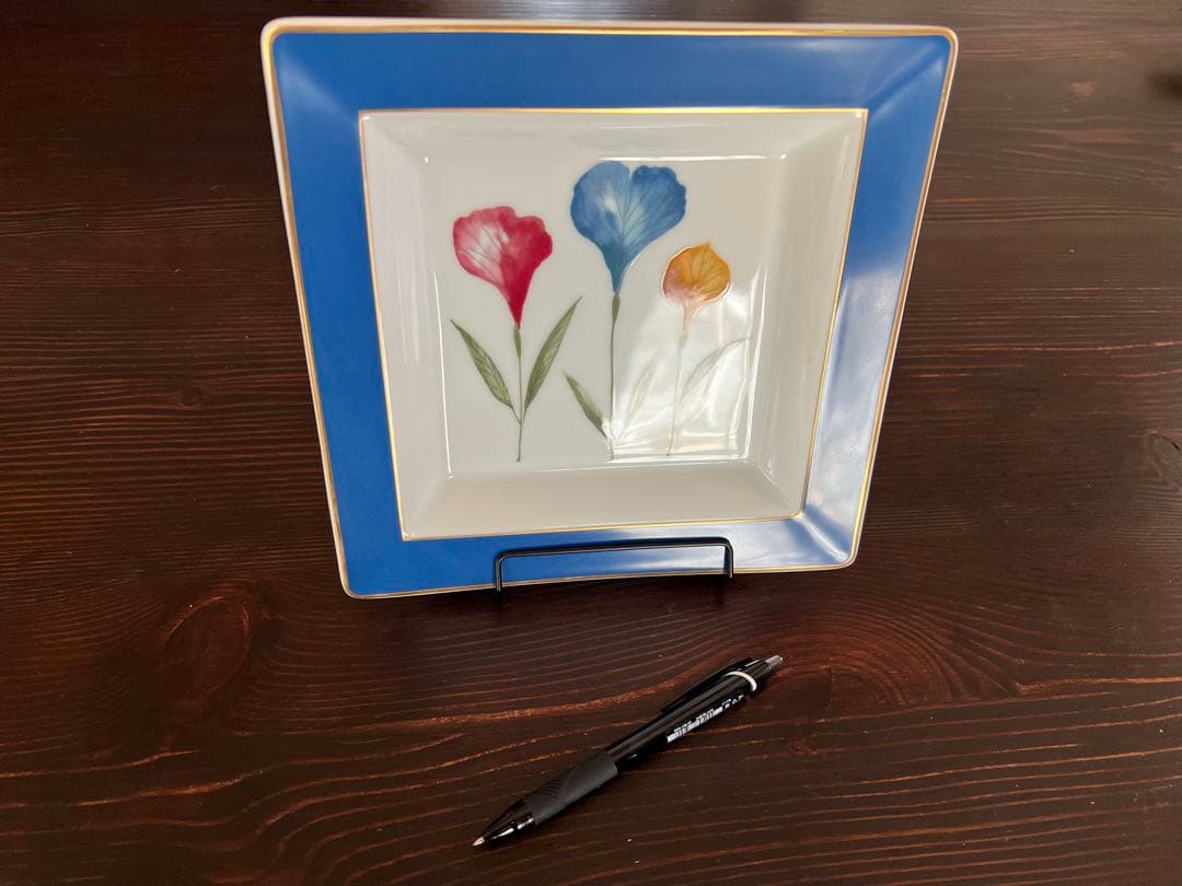 ローゼンタール　スタジオライン　三色の花