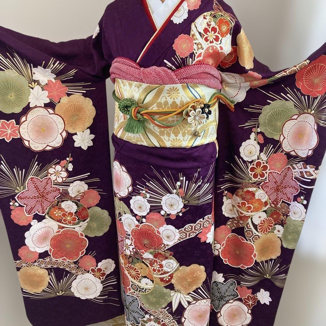 未使用に近い　振袖フルセットお探しの方に　王道古典柄　刺繍有り　成人式典に