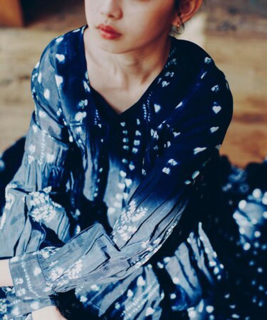 フリーダ　シボリ プリント ティアード ワンピース