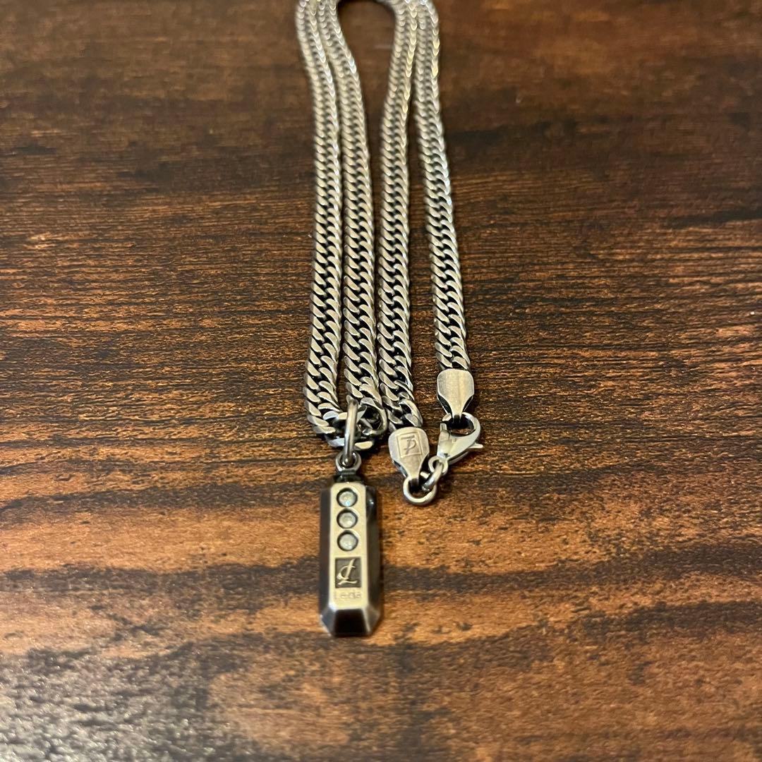 アクセサリー Leda SILMA