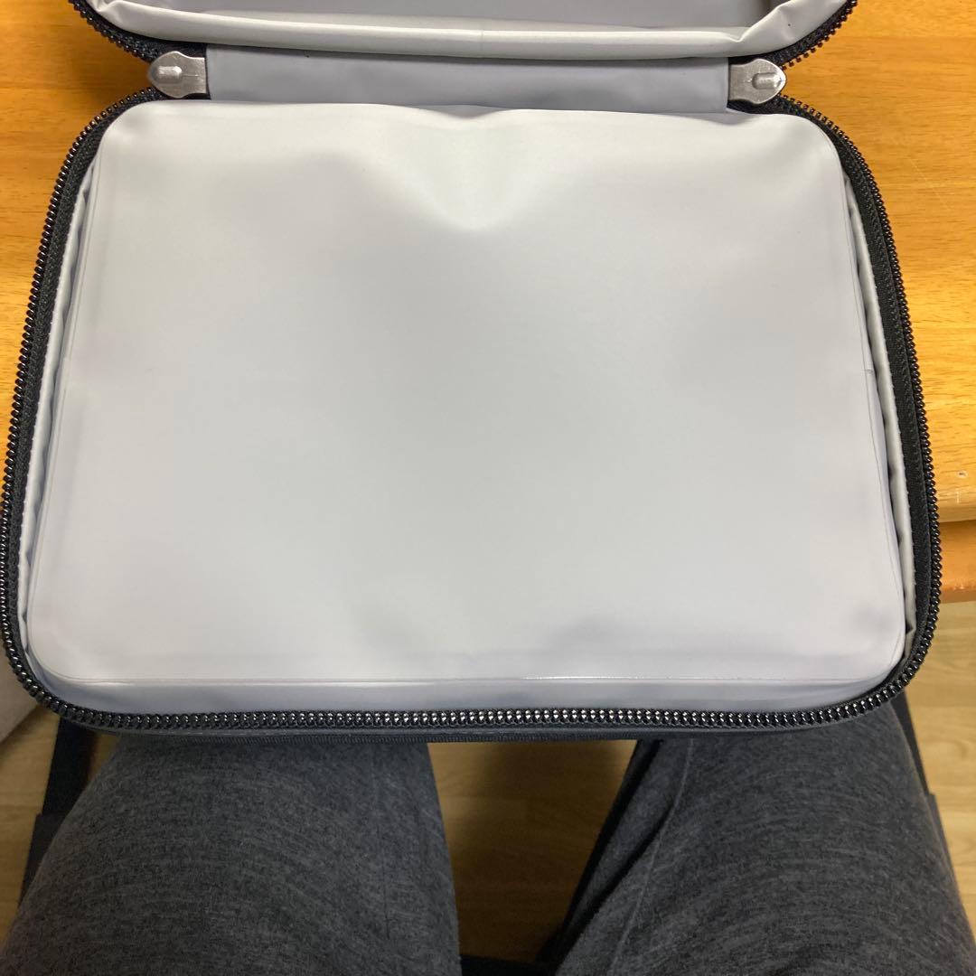 YETI(イエティ) デイトリップランチボックス　ブラック　1回使用したのみ