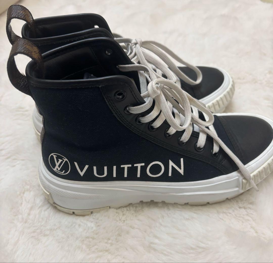 LOUIS VUITTON ハイカットスニーカー