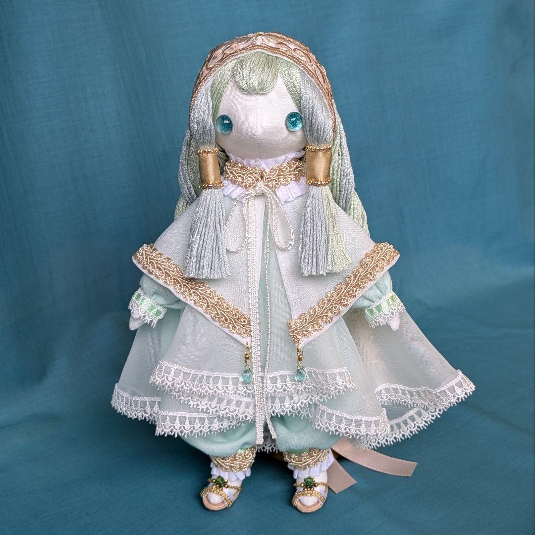 煌めく水の瞳の子　アートドール　ハンドメイドドール