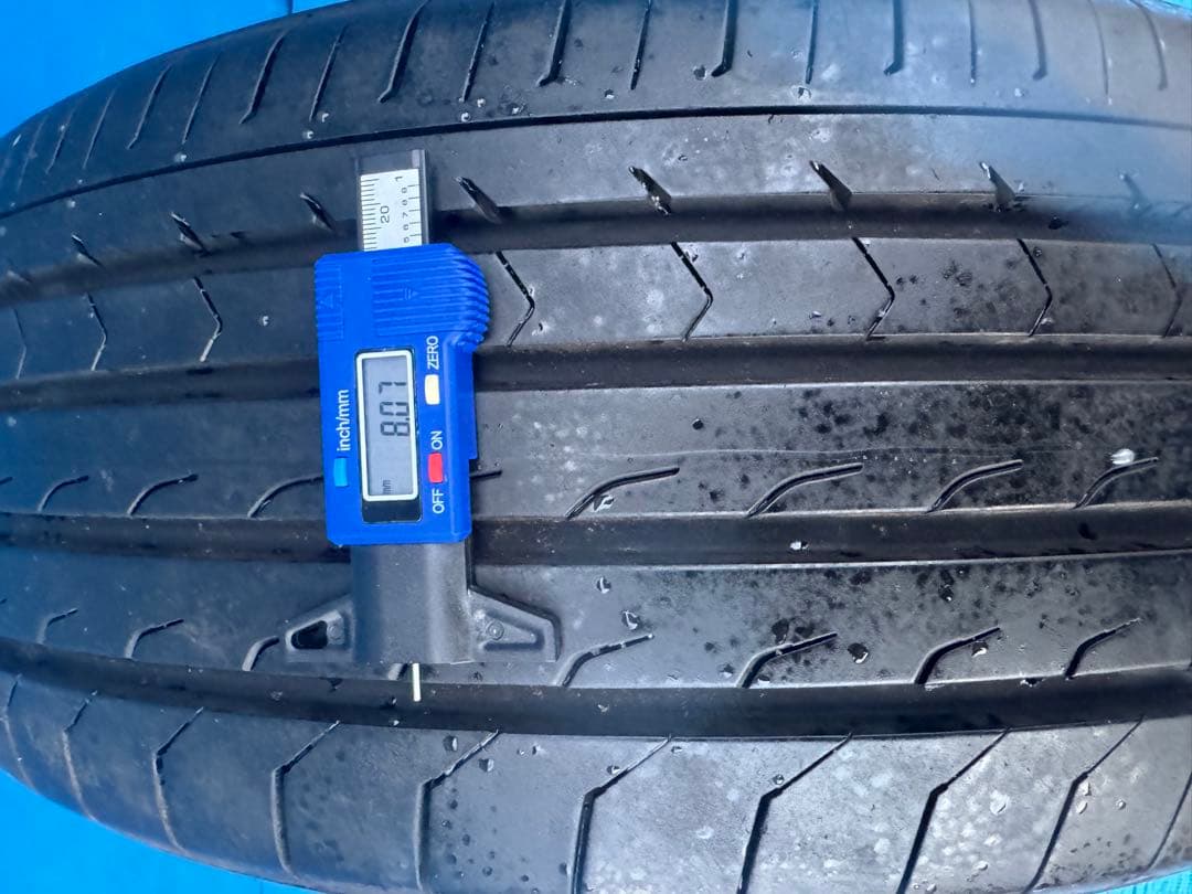 235/50R18 101V 夏1本BluEarth-RV03ヨコハマ23年