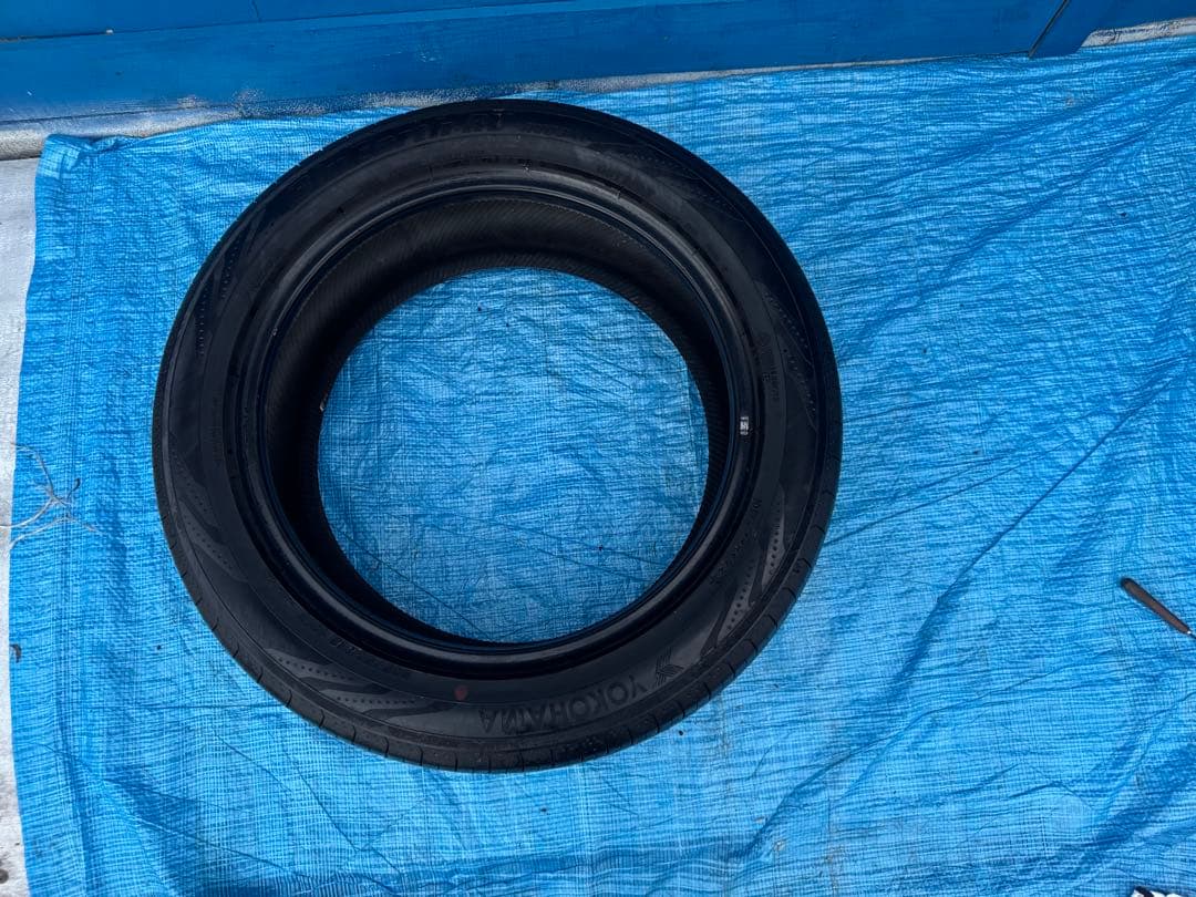 235/50R18 101V 夏1本BluEarth-RV03ヨコハマ23年