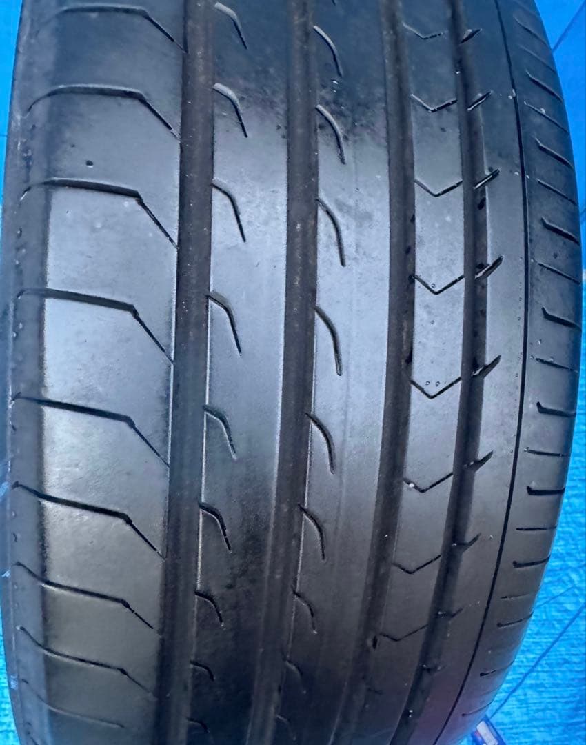 235/50R18 101V 夏1本BluEarth-RV03ヨコハマ23年