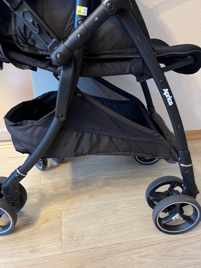 Aprica アップリカ ラクーナクッションフリー AB 2022年