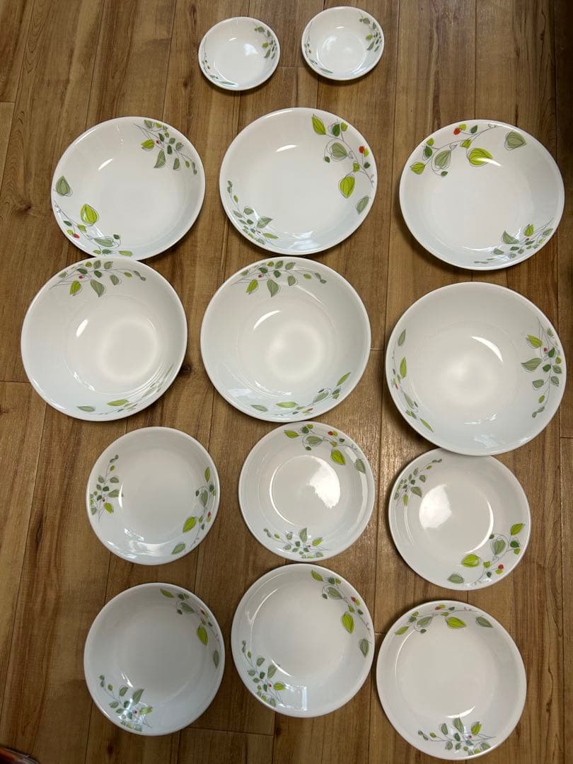 コレール グリーンブリーズ　お皿　 14枚セット