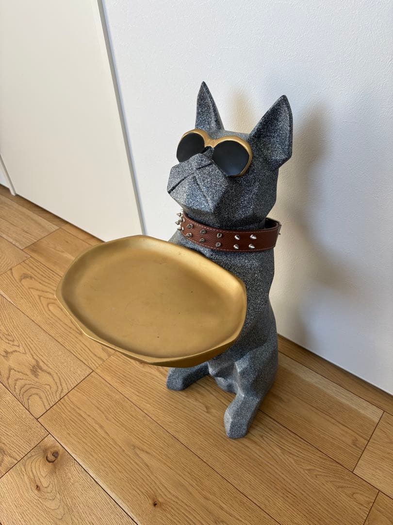 【美品】犬型トレイ付き置物 ドッグ サングラス ベルト 首輪 鍵置き オブジェ