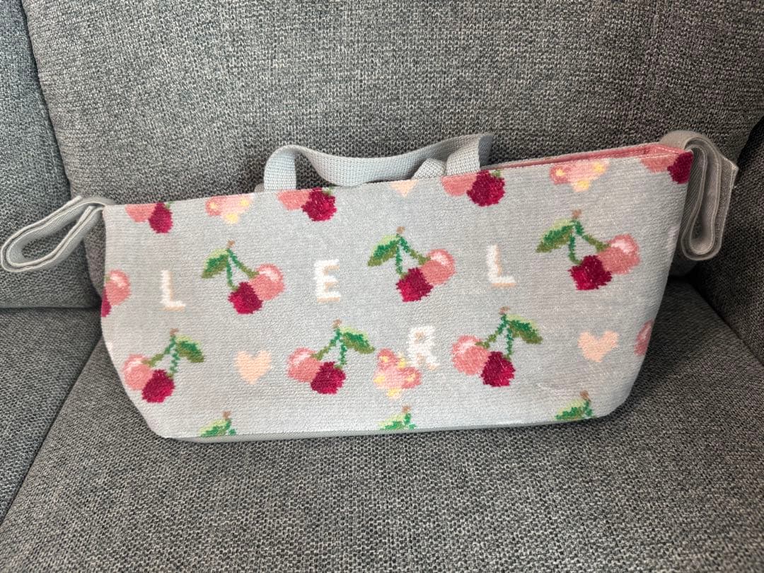 匿名配送　FEILER キープスマイリングチェリー　ベビーカーポーチ