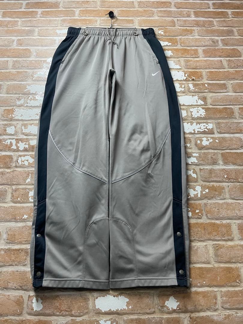 00s NIKE ナイキ　トラックパンツ　スナップパンツ　刺繍　y2k ベージュ