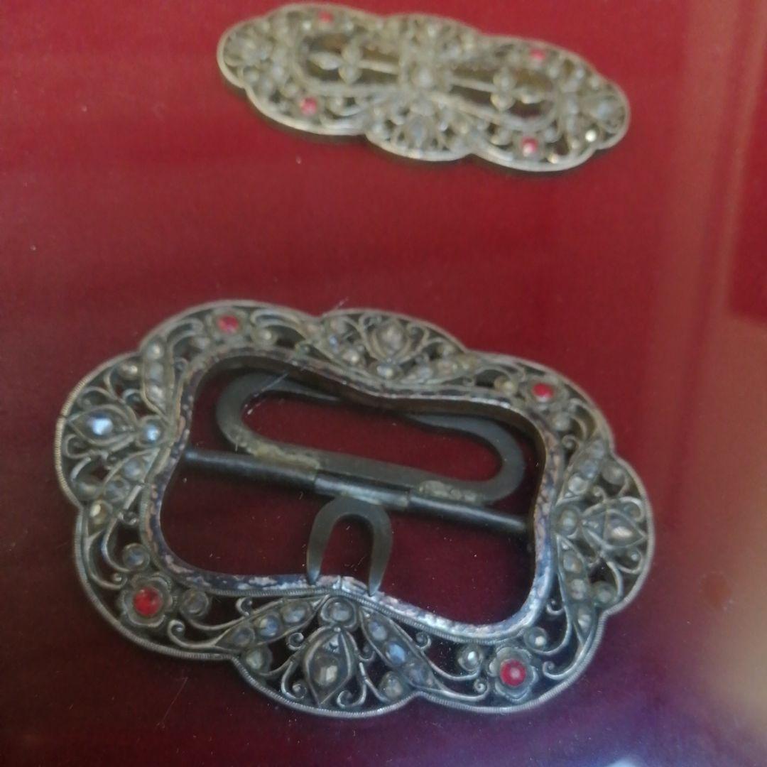 アンティーク　バックル　額装　額縁　壁掛け　オブジェ