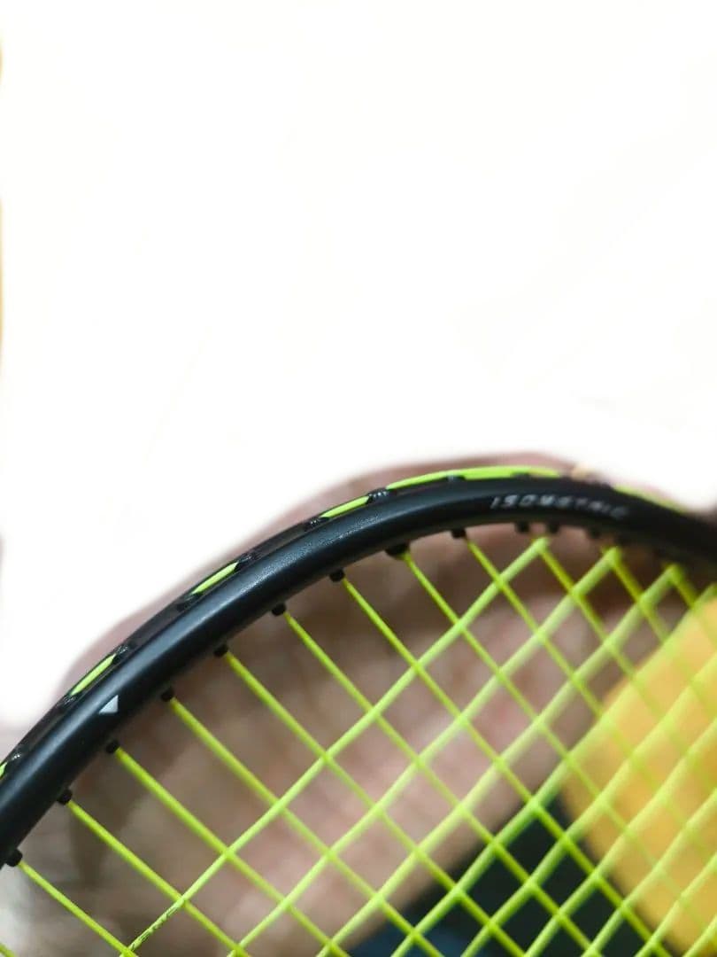 【美品】YONEX アストロクス11 4ug5