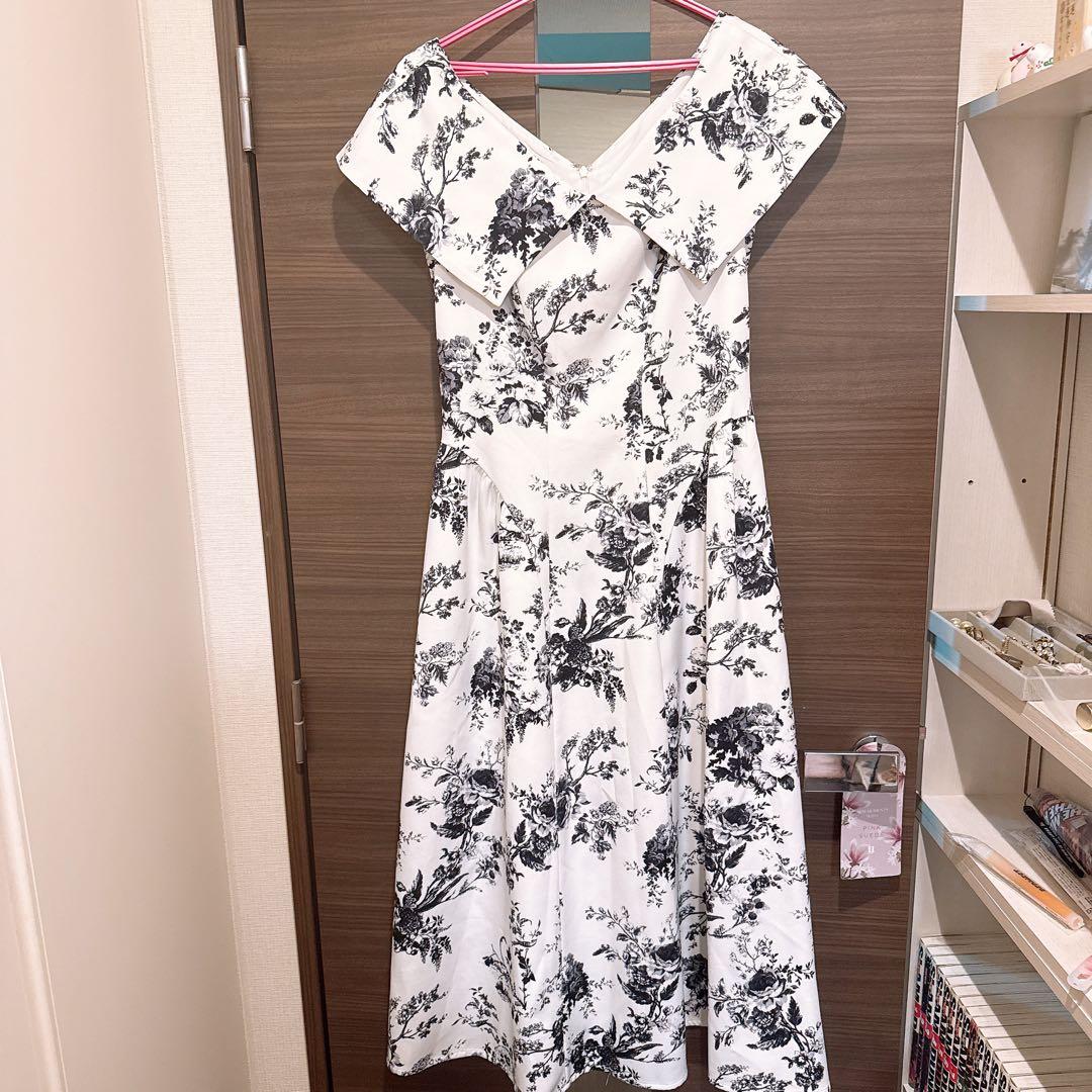 ワンピース herlipto Secret Garden Midi Dress