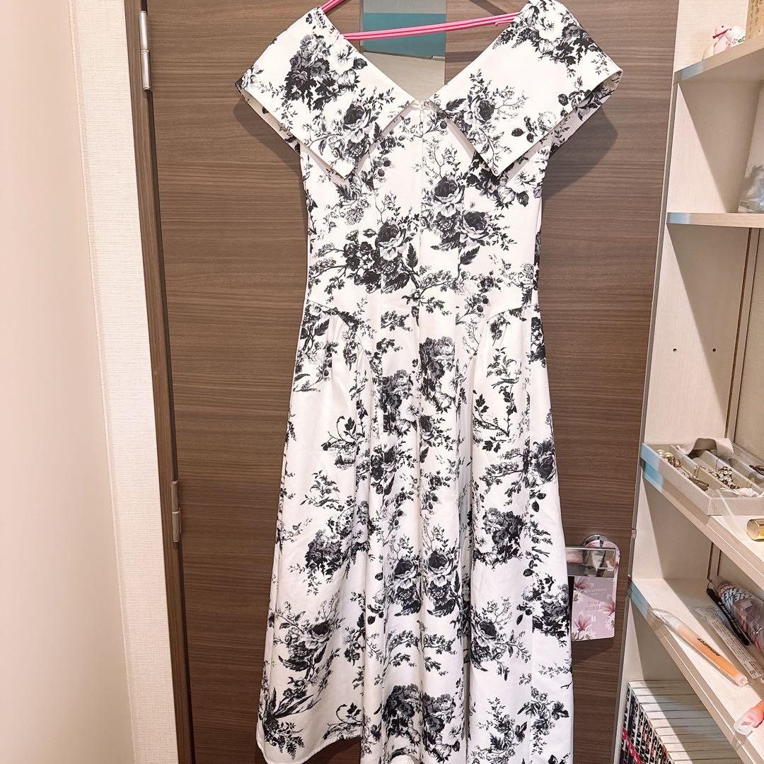 ワンピース herlipto Secret Garden Midi Dress