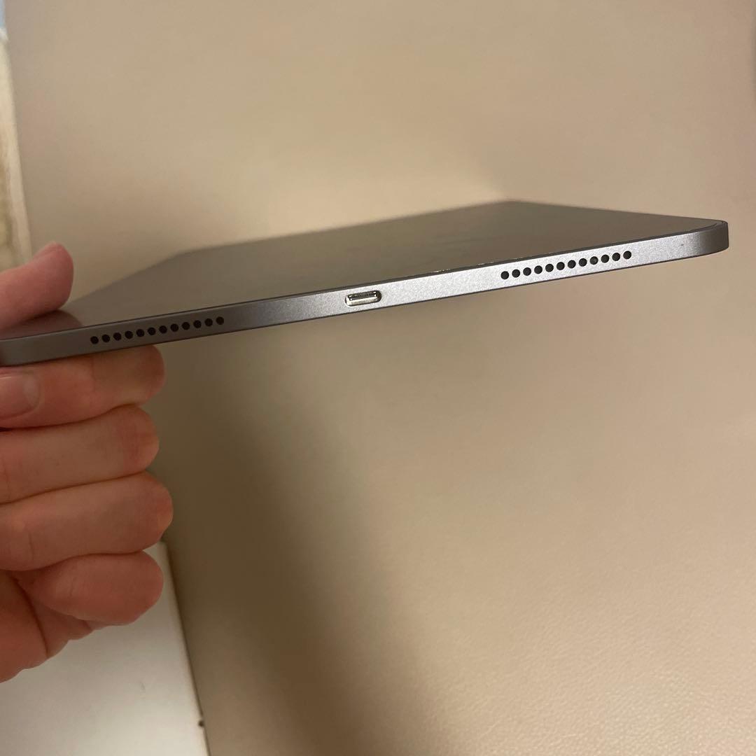 c*y様 iPad Air 5グレー 本体