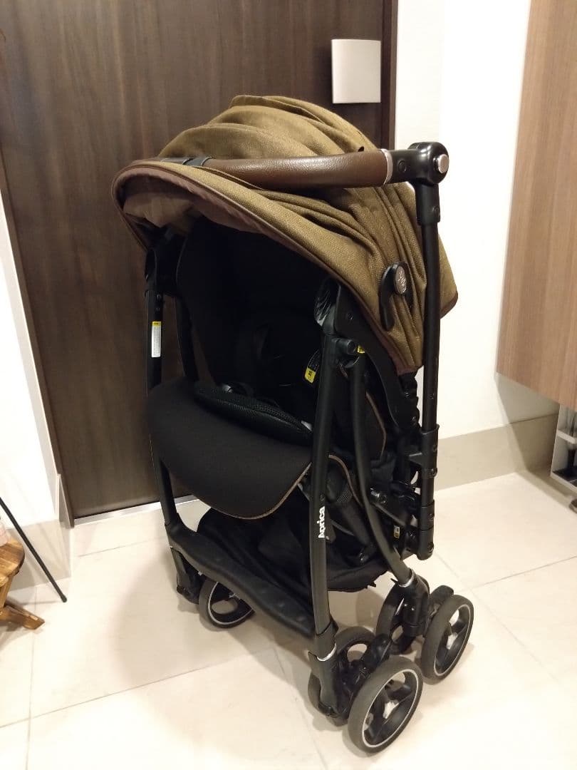 アップリカ ベビーカー ラクーナビッテクッション【23年モデル　1000台限定】