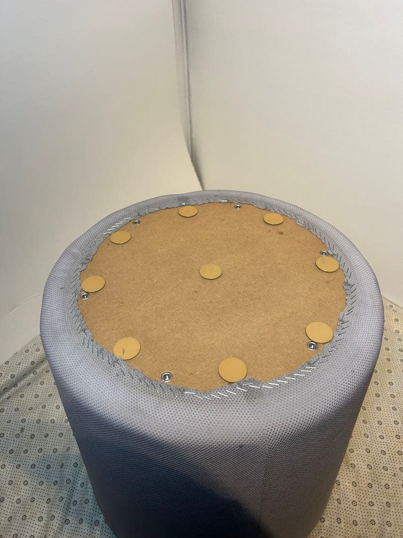 オカムラ　スツール③