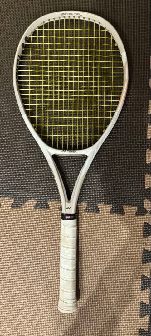 YONEX VCORE 100 サンドベージュ