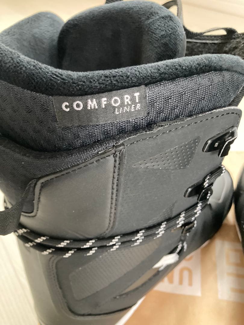 SALOMON Launch スノーボードブーツ