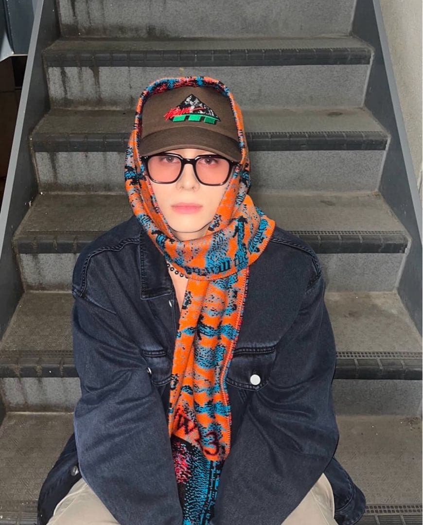 Montmartre New York scarf ORN INI 西洸人　着用