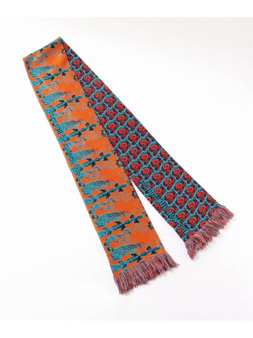 Montmartre New York scarf ORN INI 西洸人　着用