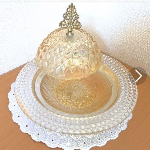 アンティーク小物入れ　ガラス製　蓋付き