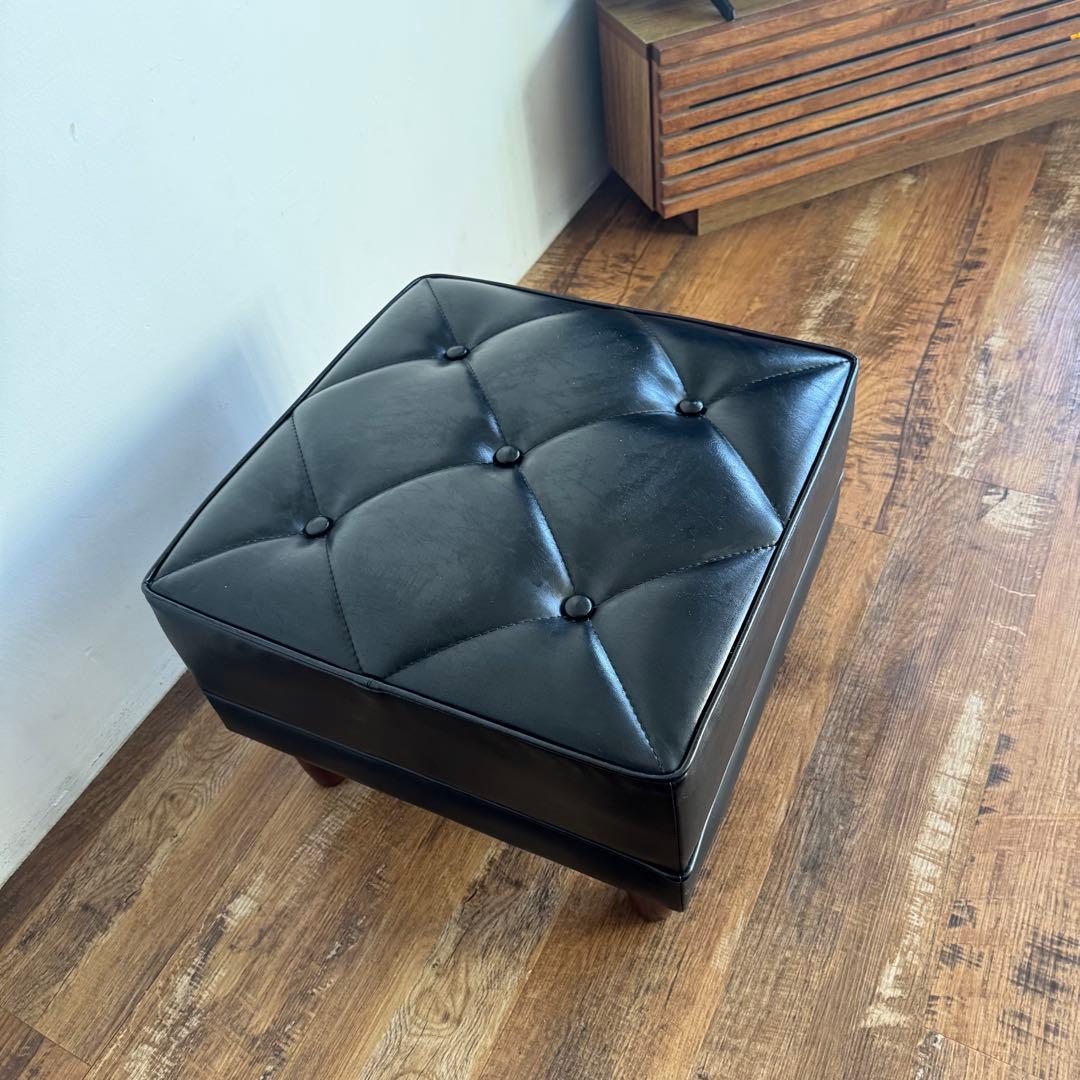 カリモク60オットマンスタンダードブラック