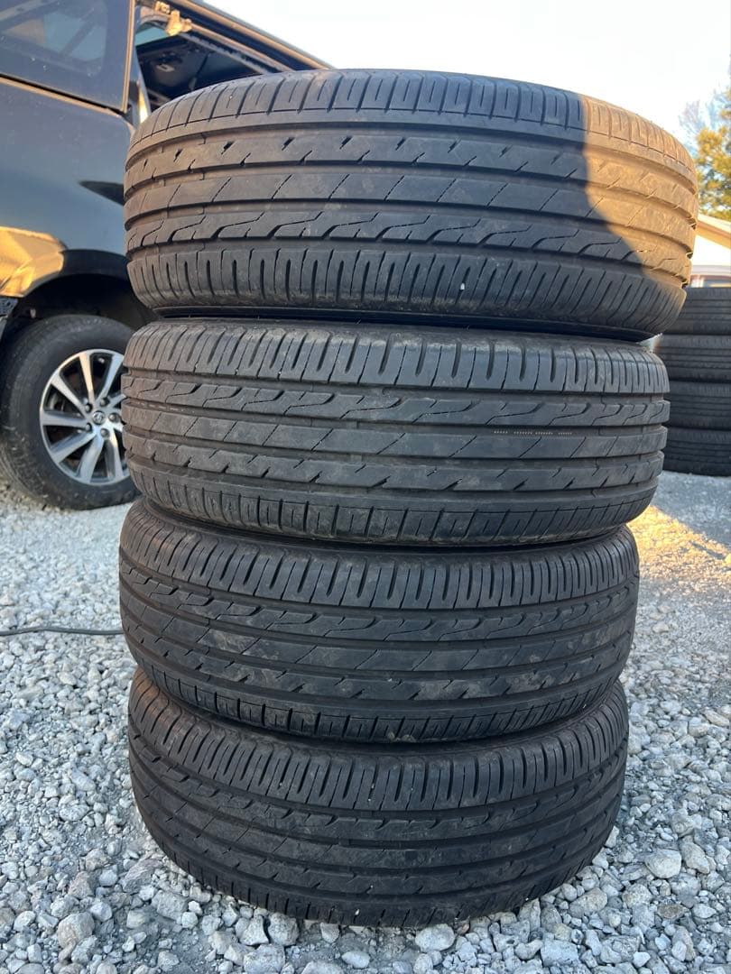 メダリオン　CST md-a1 205/60r16 22年製　バリ山