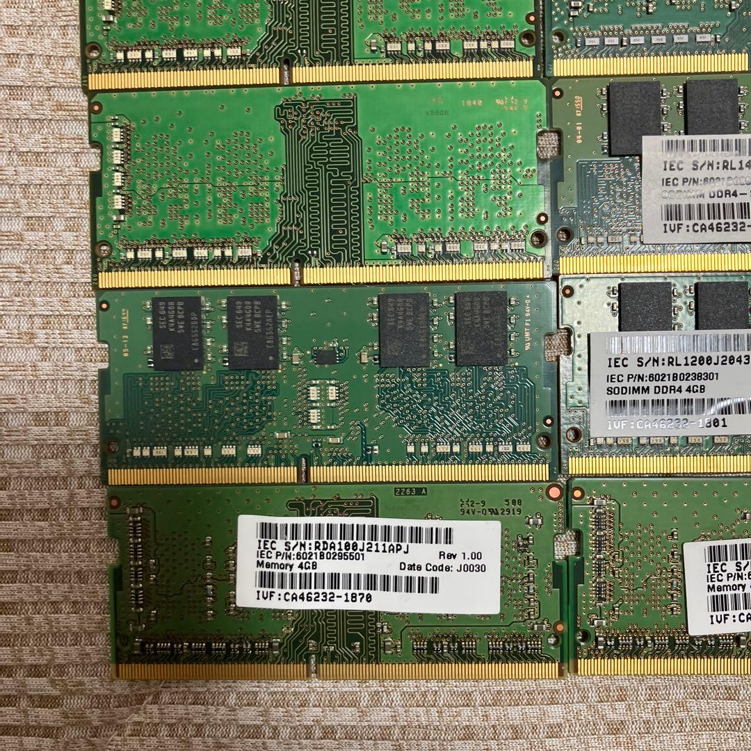 DDR4 4GB 8枚　メモリ