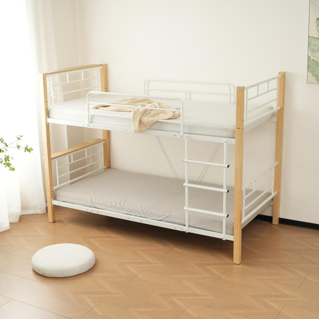 赤字価格！高さ150cmロフト二段ベッド　分割可能・コンセント付　NATURAL