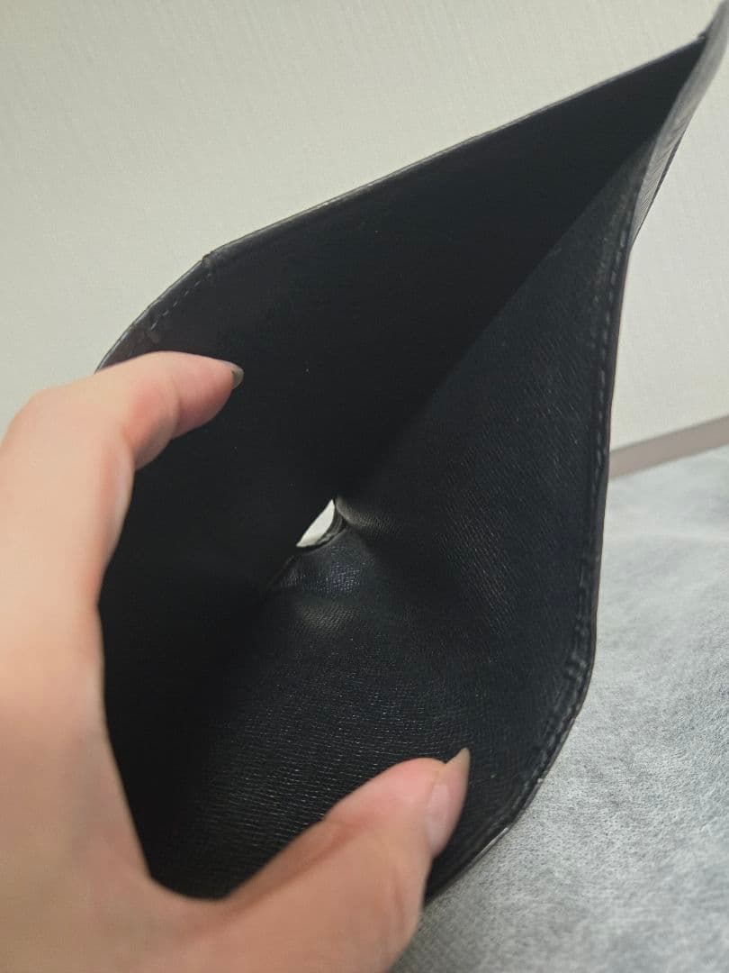 LOUIS VUITTON ルイヴィトン エピ 2つ折り財布