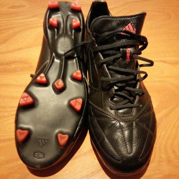 サッカースパイク　F50 エヴォスピード　ティエンポ