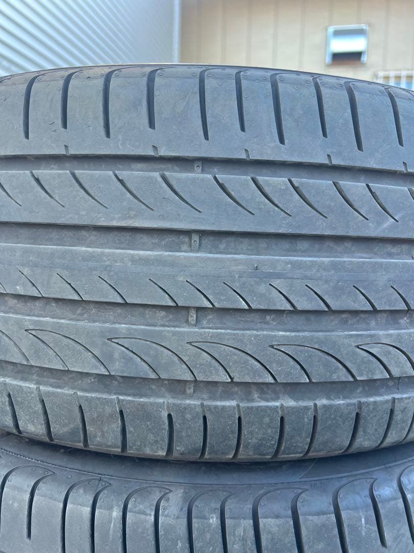 ピレリ　パワジー　245/45r18 24年製　美品