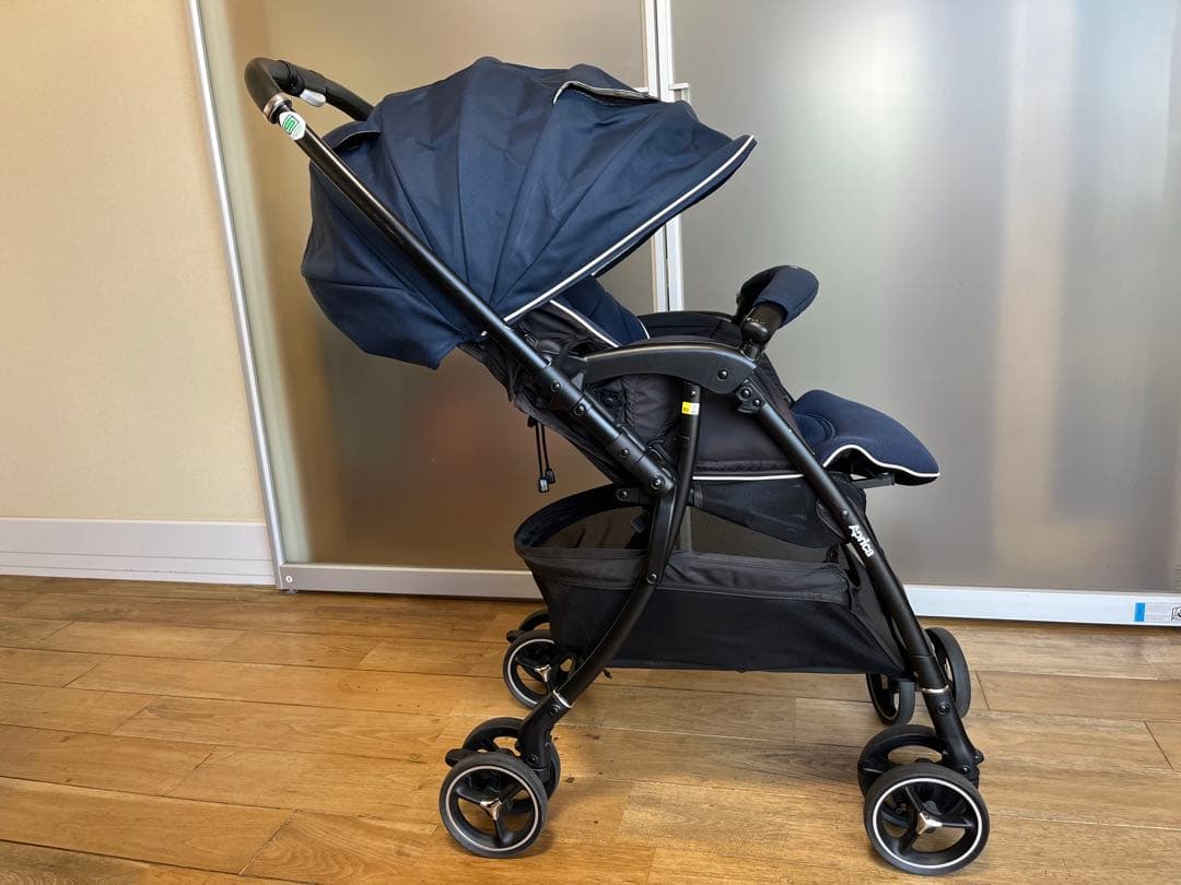 アップリカ　Aprica　ベビーカー　ラクーナ　AD ネイビー　2021年製