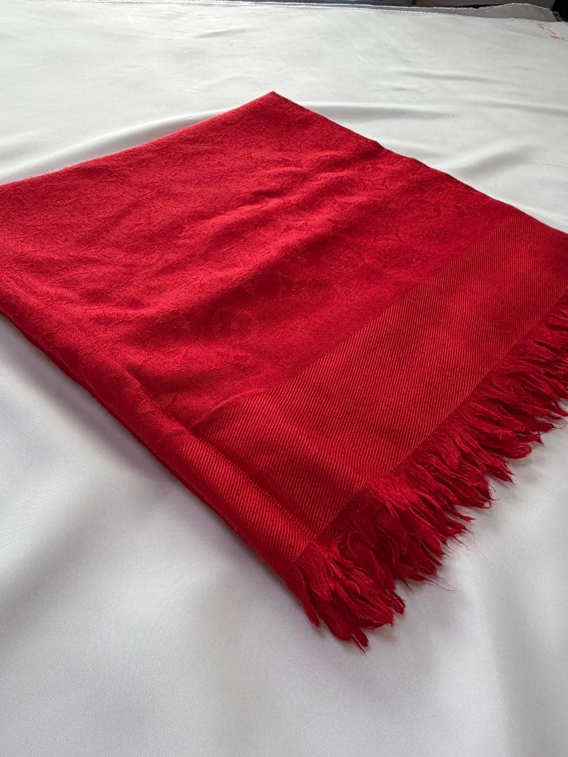 LOUIS VUITTON ルイヴィトン 大判 ショール モノグラム ／レッド