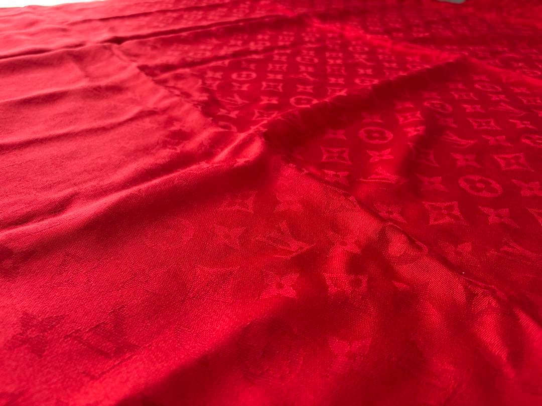 LOUIS VUITTON ルイヴィトン 大判 ショール モノグラム ／レッド