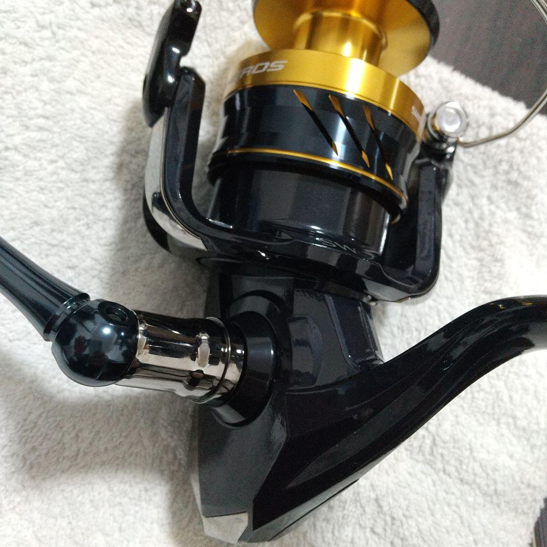 ほぼ新品　シマノ　21スフェロス　SHIMANO SPHEROS 8000HG
