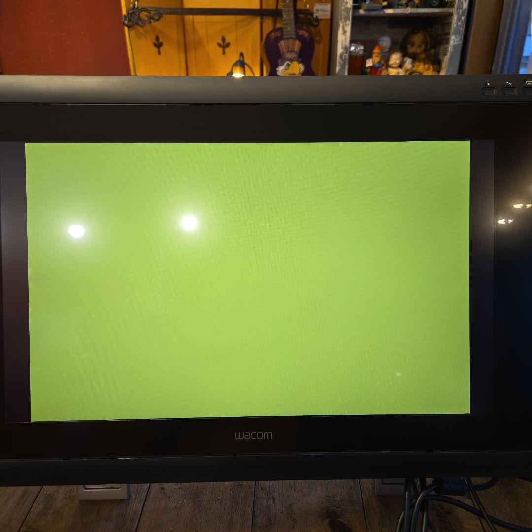 【C】Wacom 液晶タブレット Cintiq 22HD DTK-2200