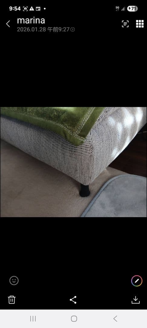 シンプルな二人掛けソファベッド