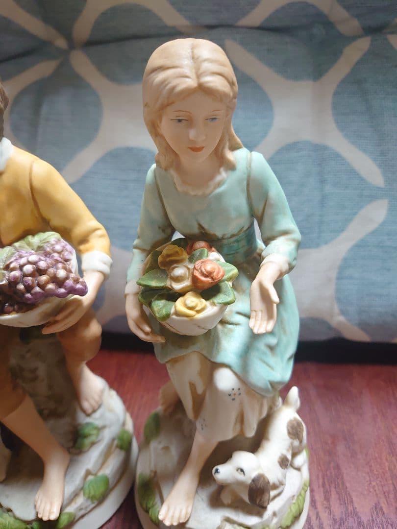 少年と少女の陶器フィギュアセット