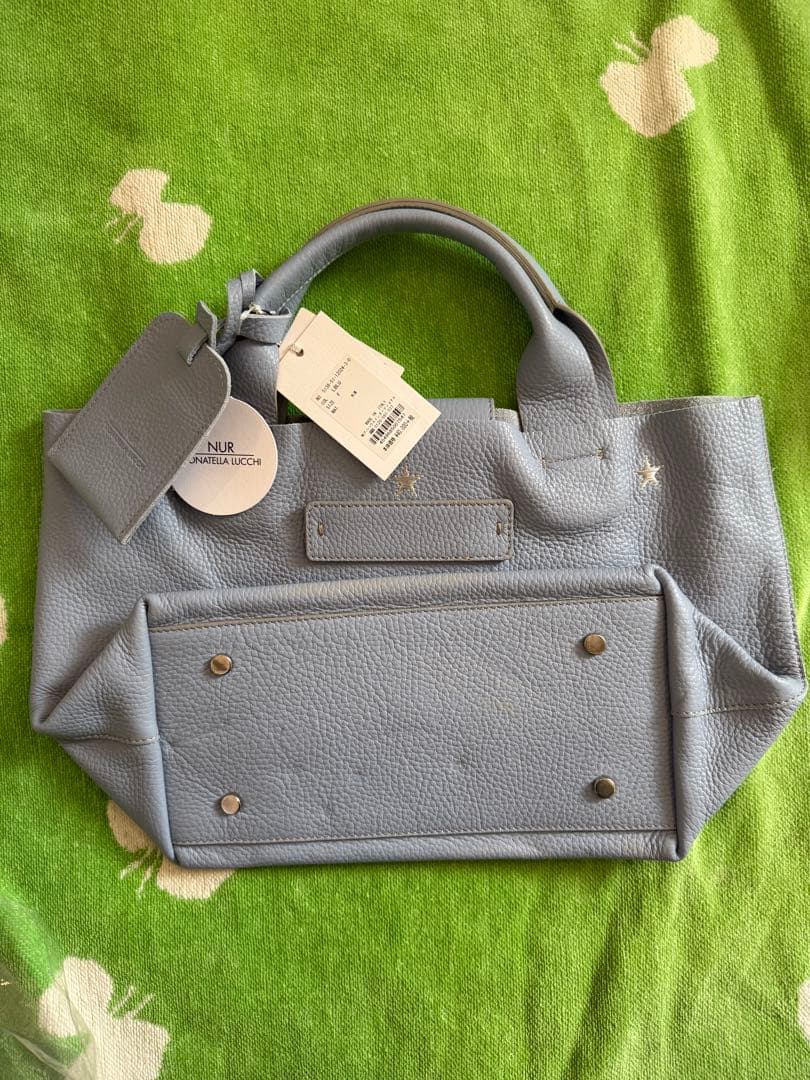 未使用NUR DONATELLA LUCCHI星刺繍 牛革トート　ビアズリー