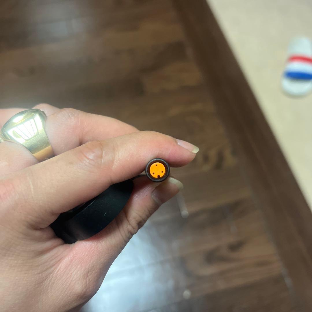 MATE スロットルは左側に設置します